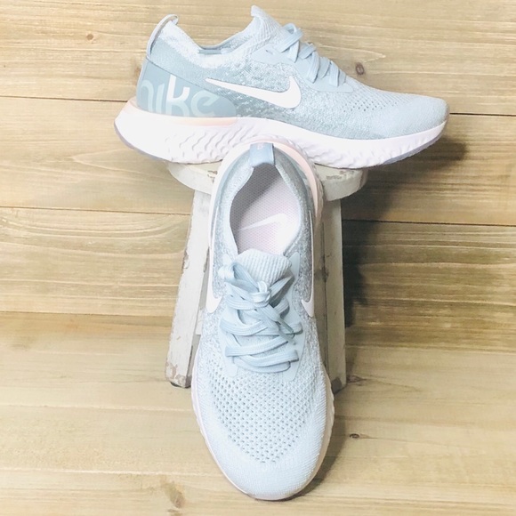 Nike Shoes - NIKE Epic React Flyknit women’s sneakers size 7